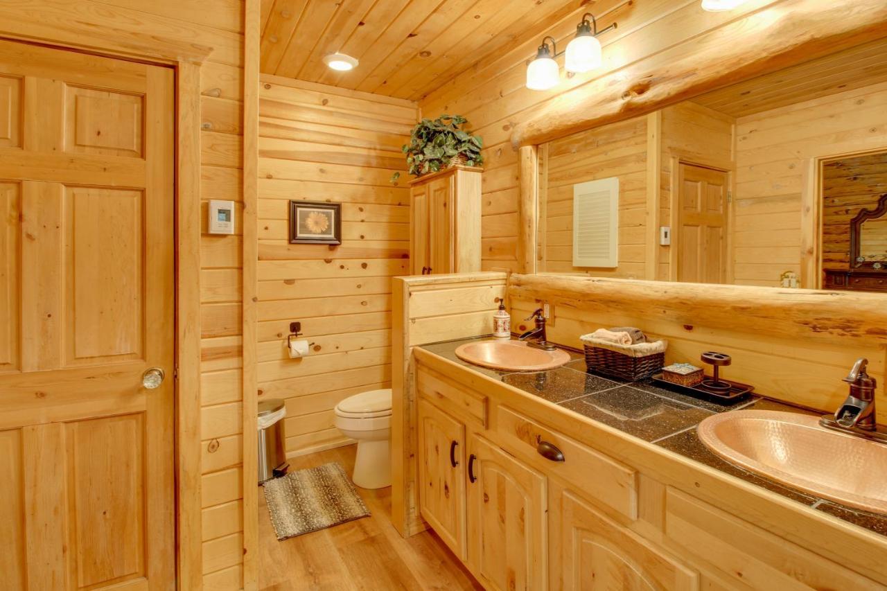 Lakeside Cabin On 2 Acres With Fire Pit And Hot Tub! Pinetop-Lakeside Ngoại thất bức ảnh